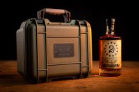 H Deringer 5yr Bourbon Gift Set 750ml - Luekens Wine & Spirits